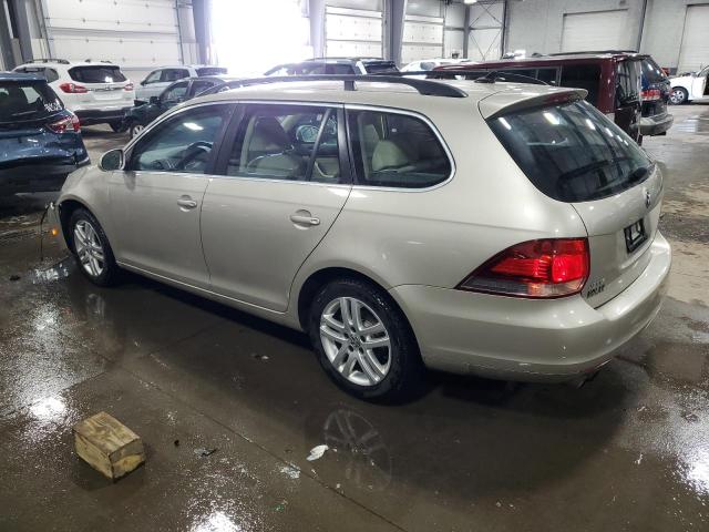 Lot #2407030184 2014 VOLKSWAGEN JETTA TDI salvage car