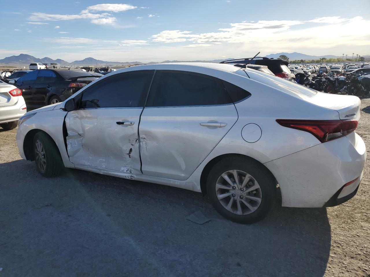 2019 Hyundai Accent Se vin: 3KPC24A31KE051380