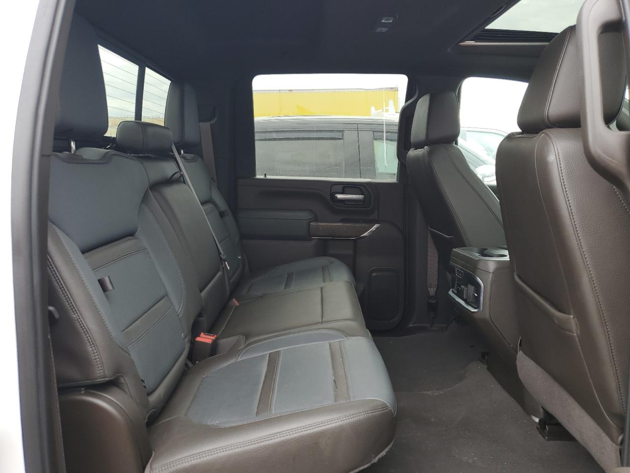 1GT19REY6MF319497 2021 GMC Sierra K2500 Denali