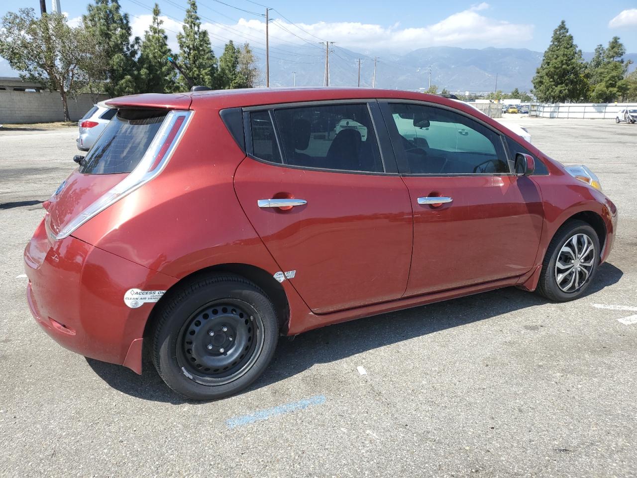 1N4AZ0CP6DC424649 2013 Nissan Leaf S
