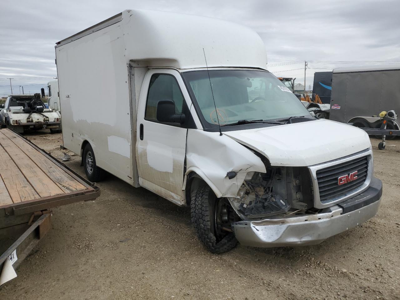 Lot #2940330105 2018 GMC SAVANA CUT