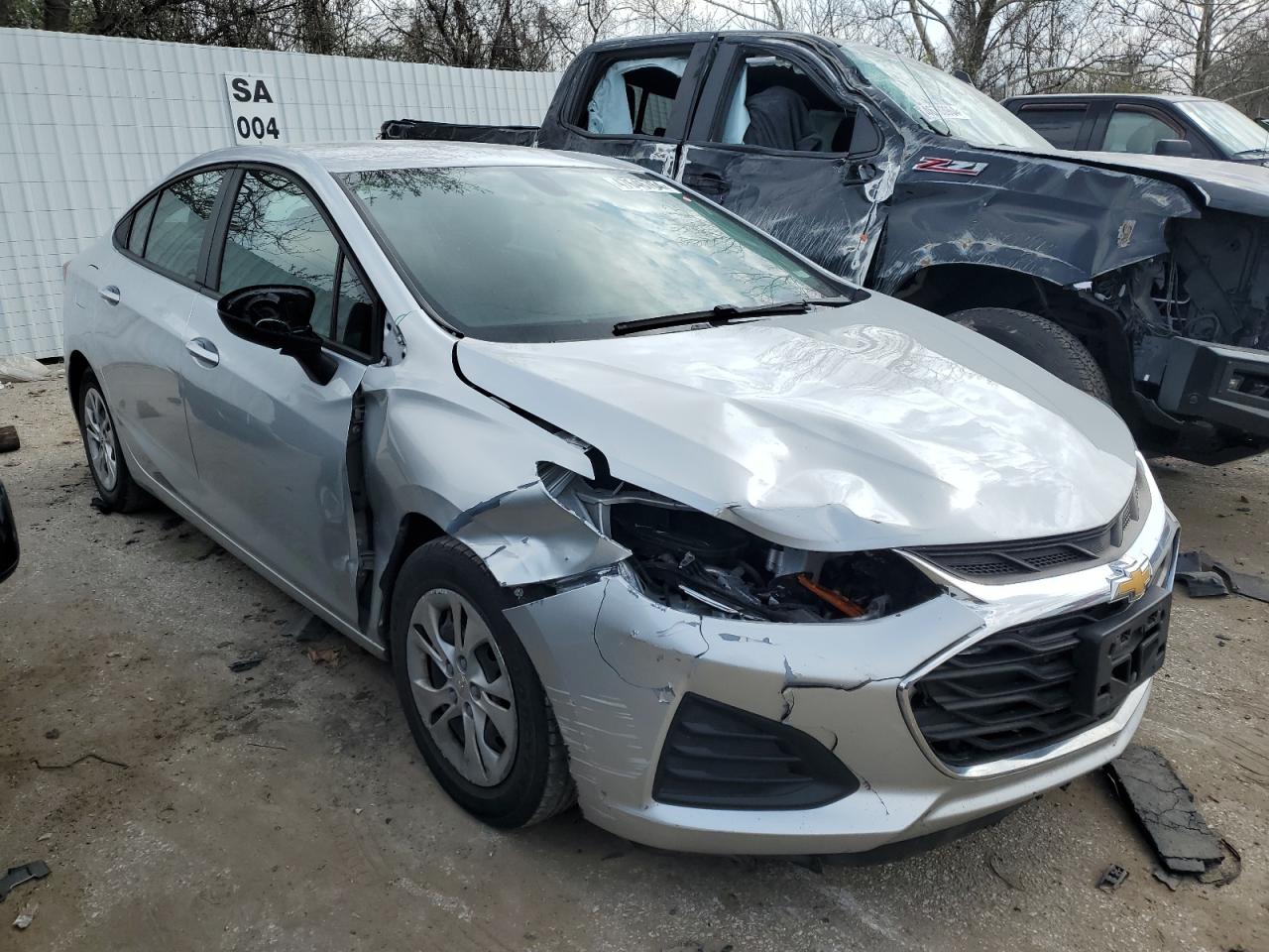 2019 Chevrolet Cruze vin: 1G1BJ5SM4K7102729