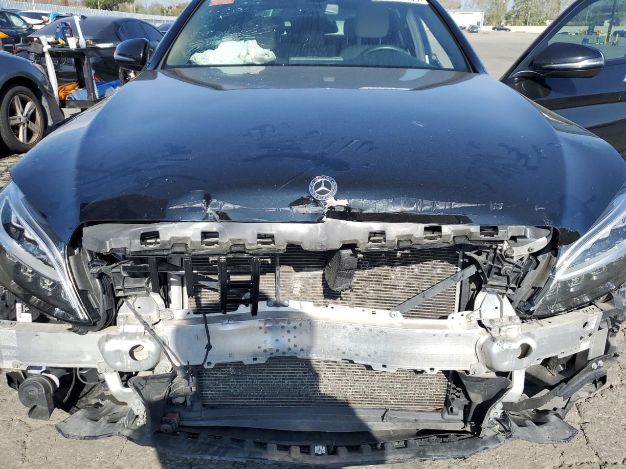 55SWF8DB3KU322539 2019 Mercedes-Benz C 300