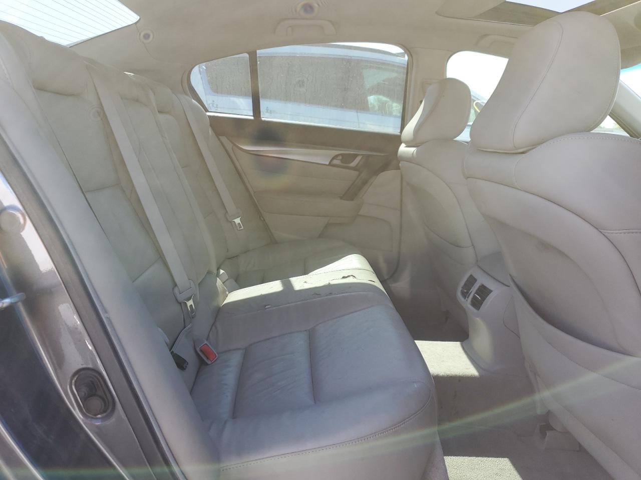 19UUA8F21BA007446 2011 Acura Tl