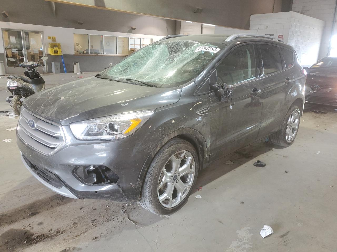 Lot #2662324125 2019 FORD ESCAPE TIT