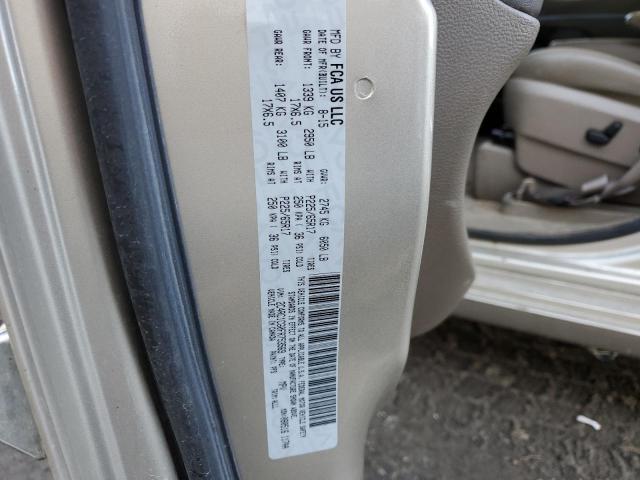2015 CHRYSLER TOWN & COU - 2C4RC1CG0FR753569