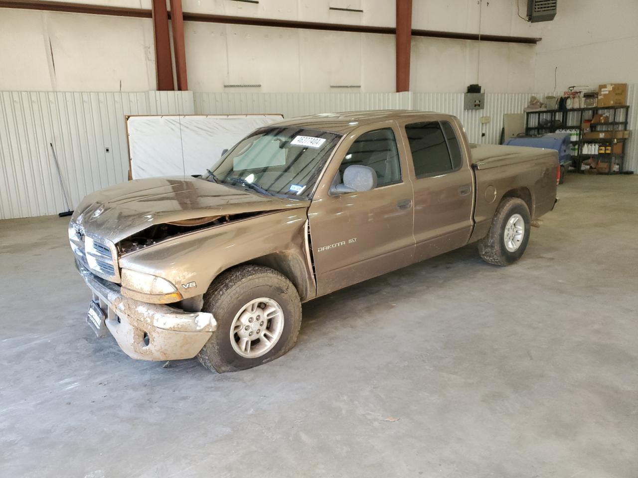 1B7GL2AZ5YS677818 2000 Dodge Dakota Quad