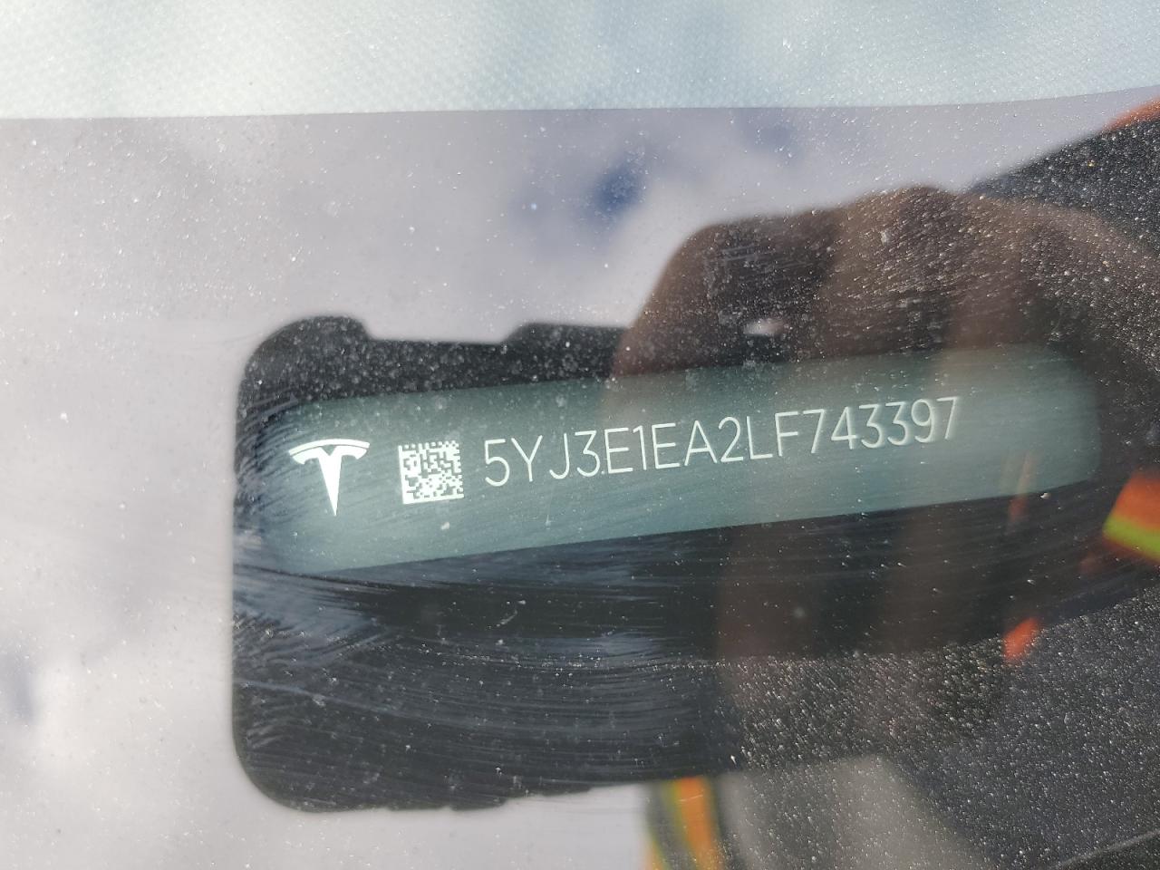 2020 Tesla Model 3 vin: 5YJ3E1EA2LF743397