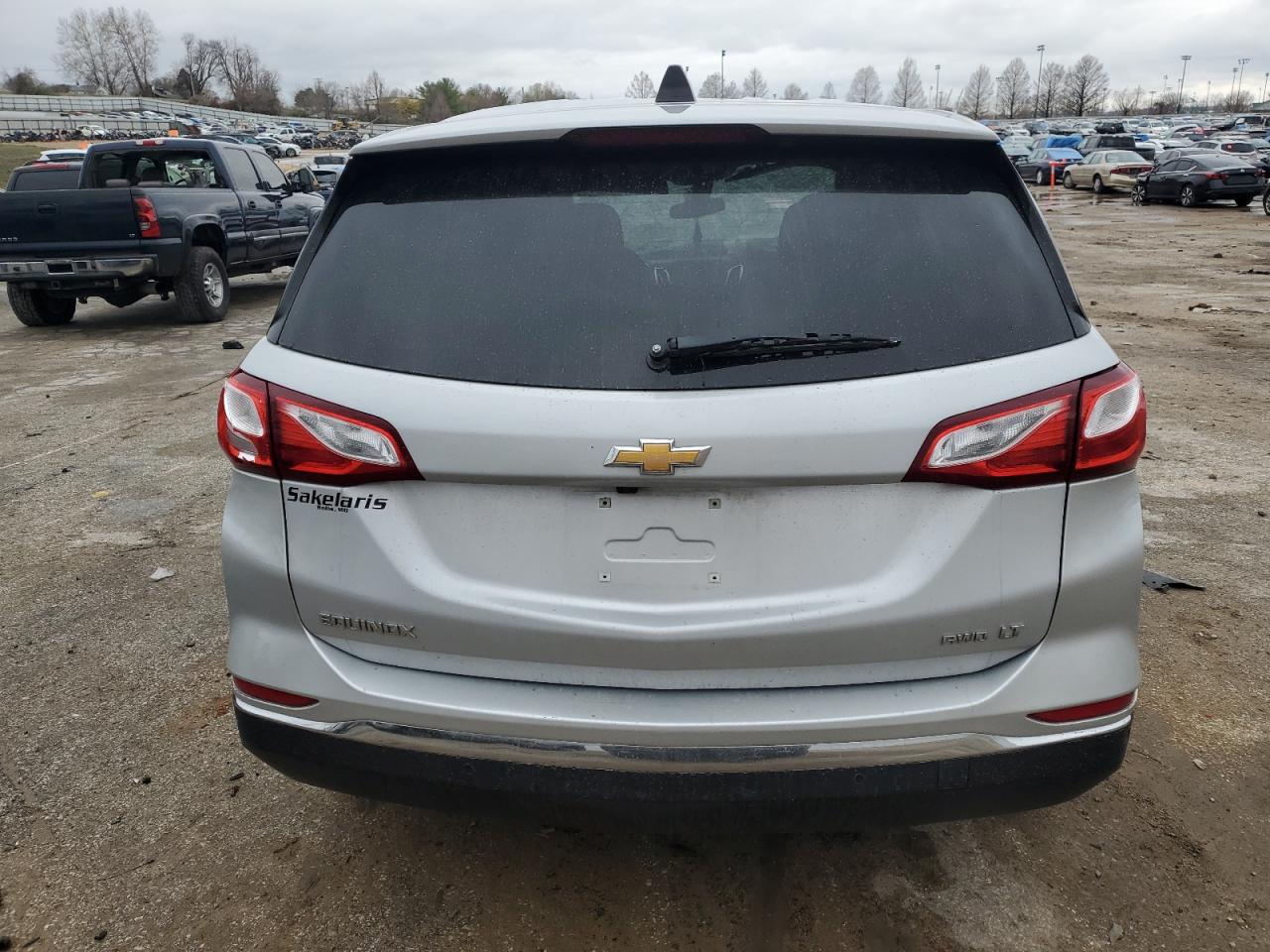 2018 Chevrolet Equinox Lt vin: 2GNAXSEV0J6232016