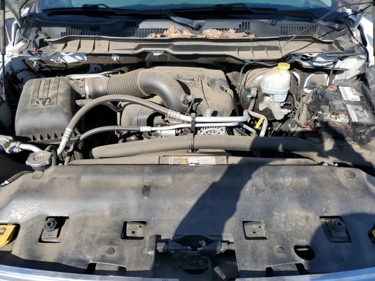 1C6RR7GT2GS309108 2016 Ram 1500 Slt