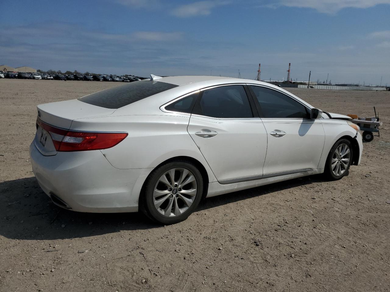 KMHFG4JGXDA254058 2013 Hyundai Azera