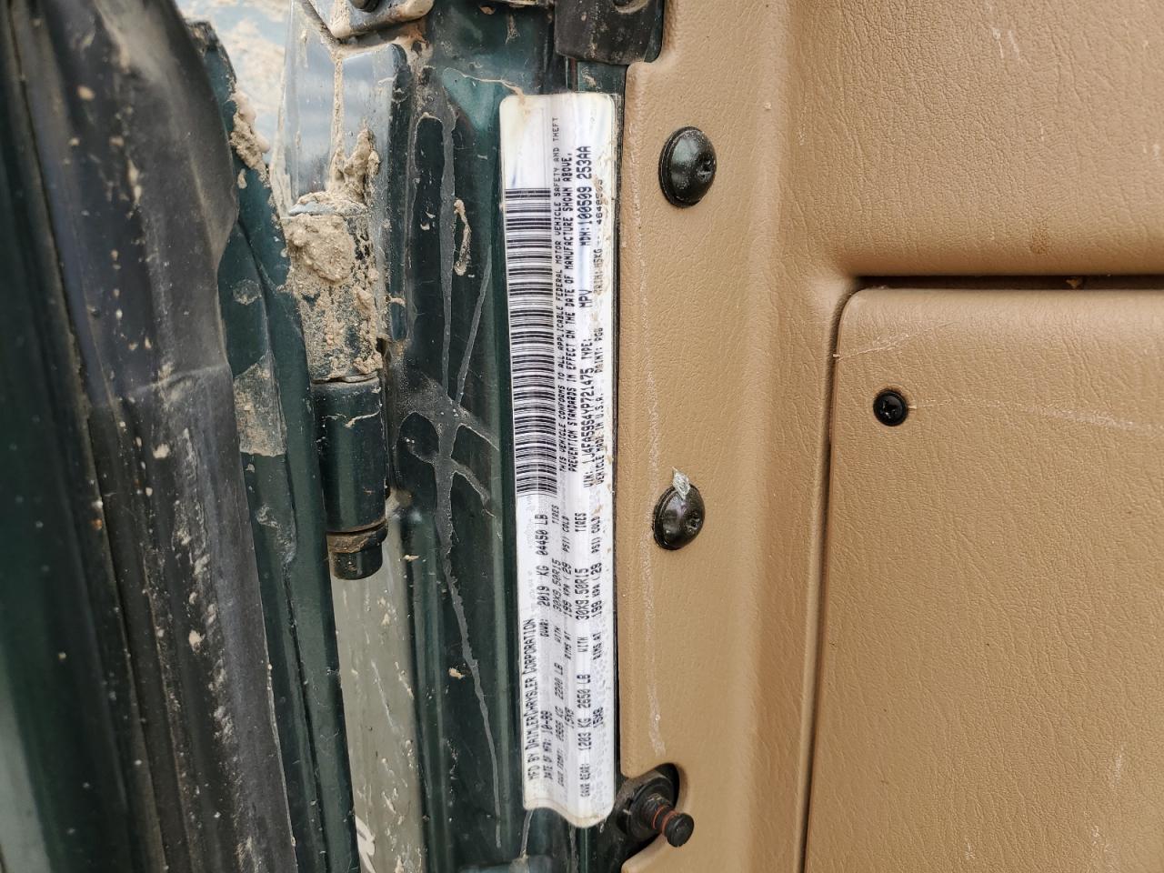 1J4FA59S4YP721475 2000 Jeep Wrangler / Tj Sahara