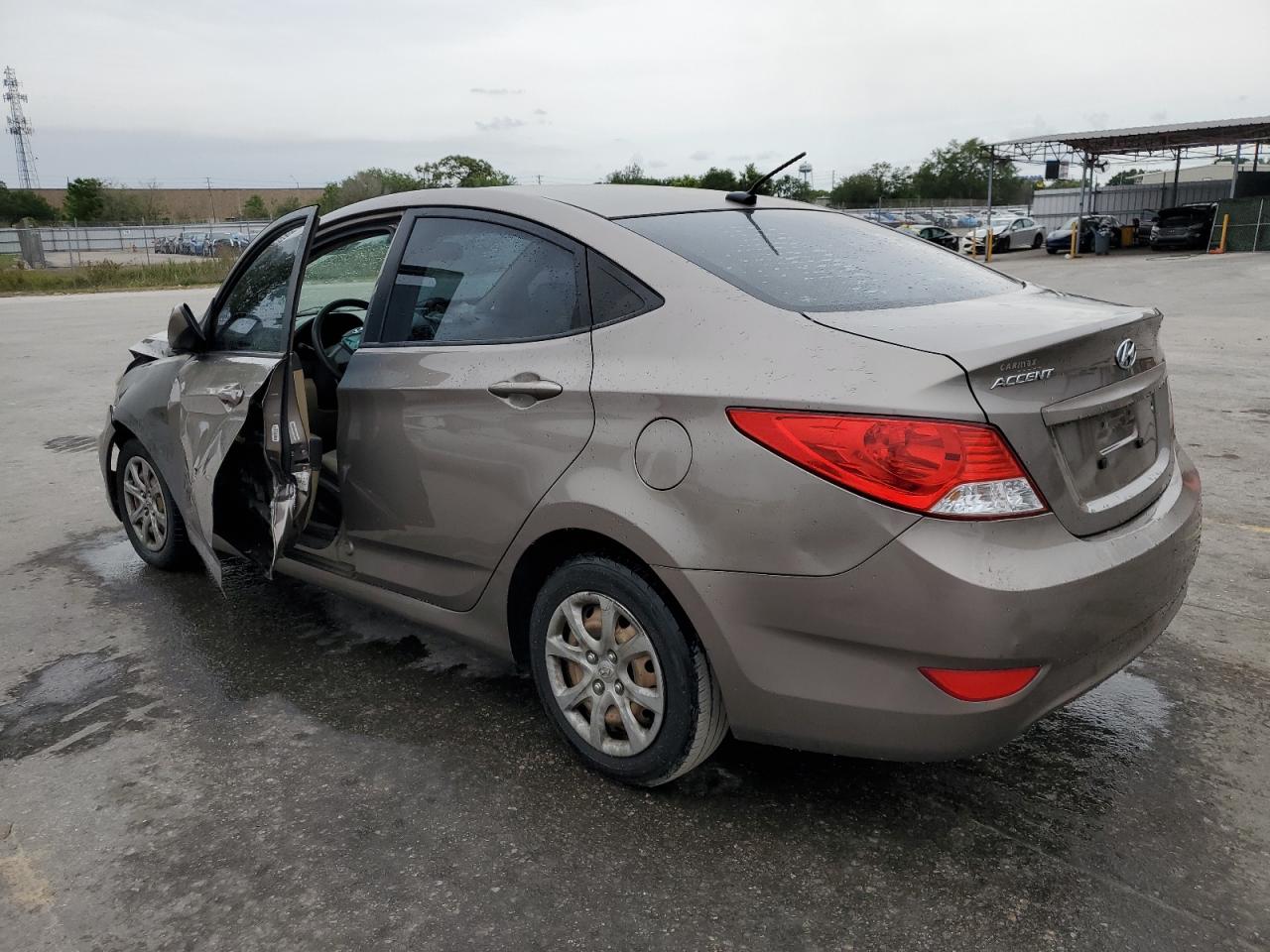 KMHCT4AE2DU394357 2013 Hyundai Accent Gls