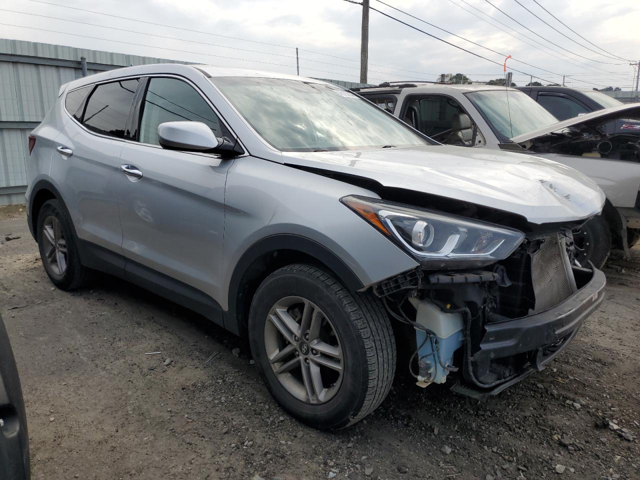 2018 Hyundai Santa Fe Sport vin: 5XYZT3LB8JG533450