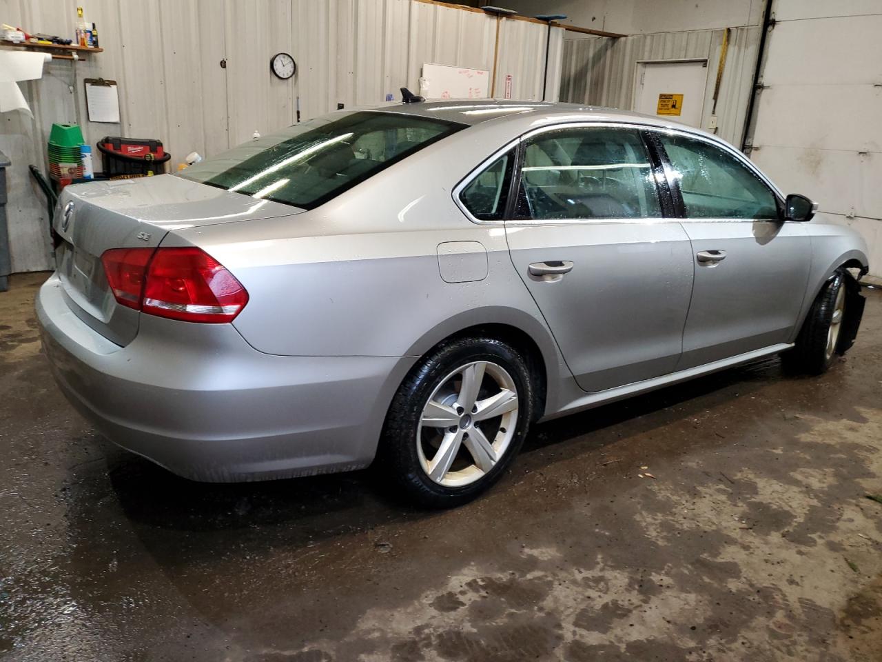 1VWBP7A31DC023245 2013 Volkswagen Passat Se