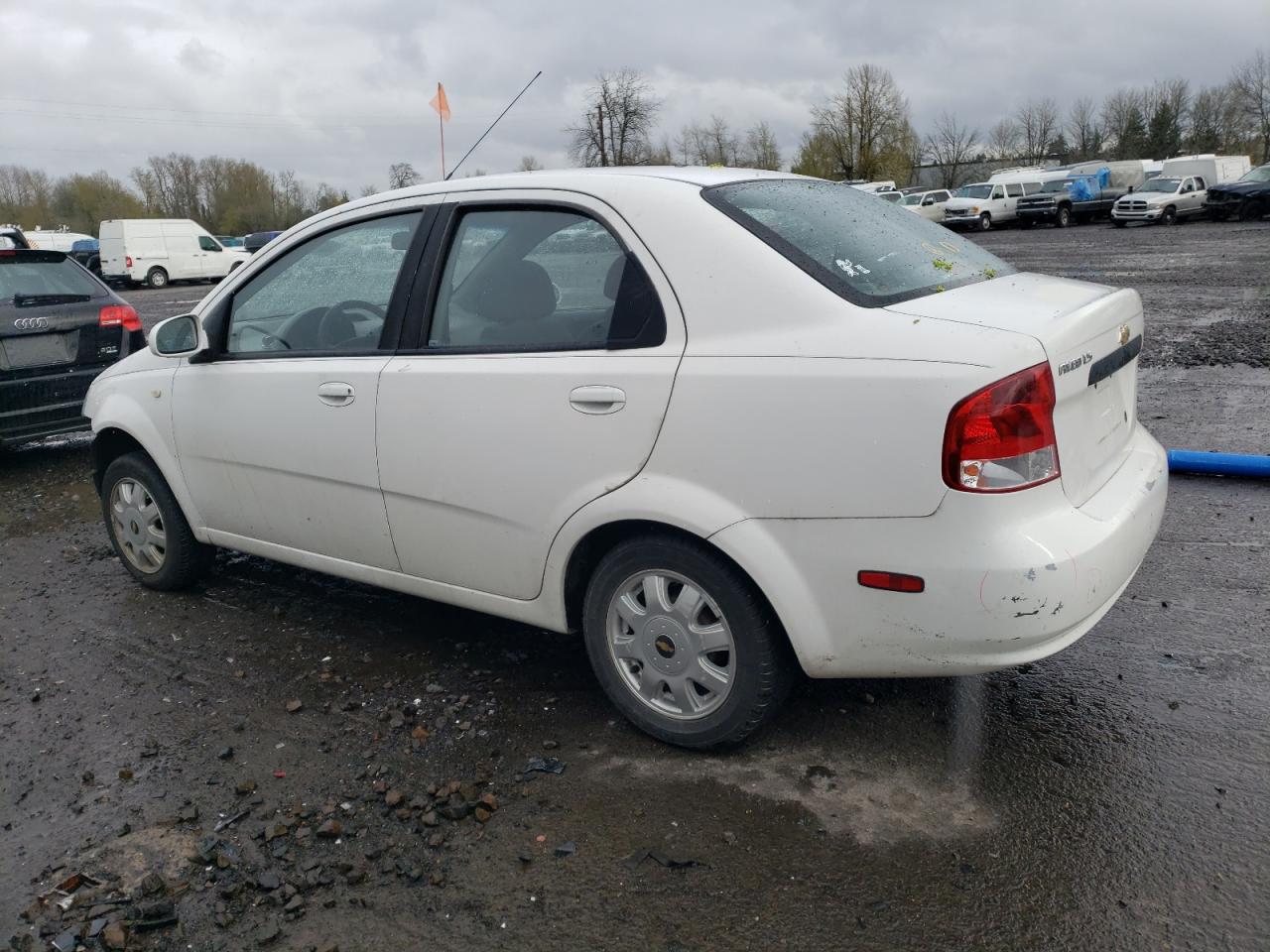 KL1TD52605B365474 2005 Chevrolet Aveo Base