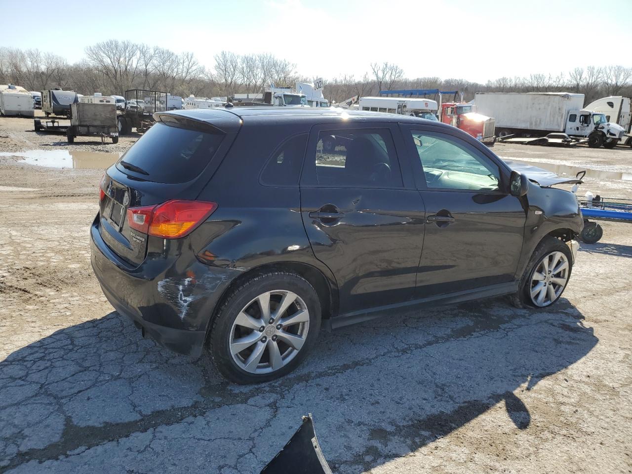 4A4AP3AU0FE013113 2015 Mitsubishi Outlander Sport Es