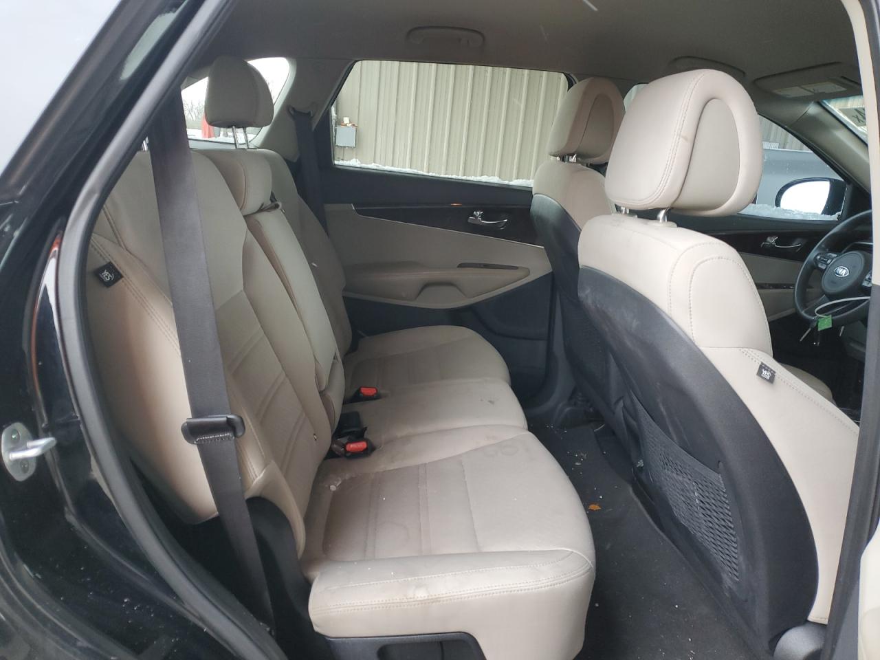 5XYPGDA32GG025545 2016 Kia Sorento Lx