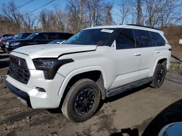 Lot #2454908632 2023 TOYOTA SEQUOIA SR salvage car