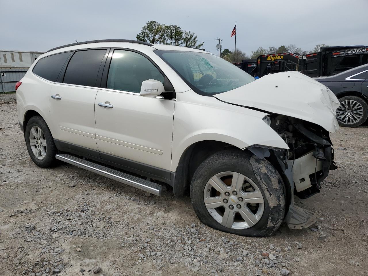 1GNKRJED7BJ210678 2011 Chevrolet Traverse Lt