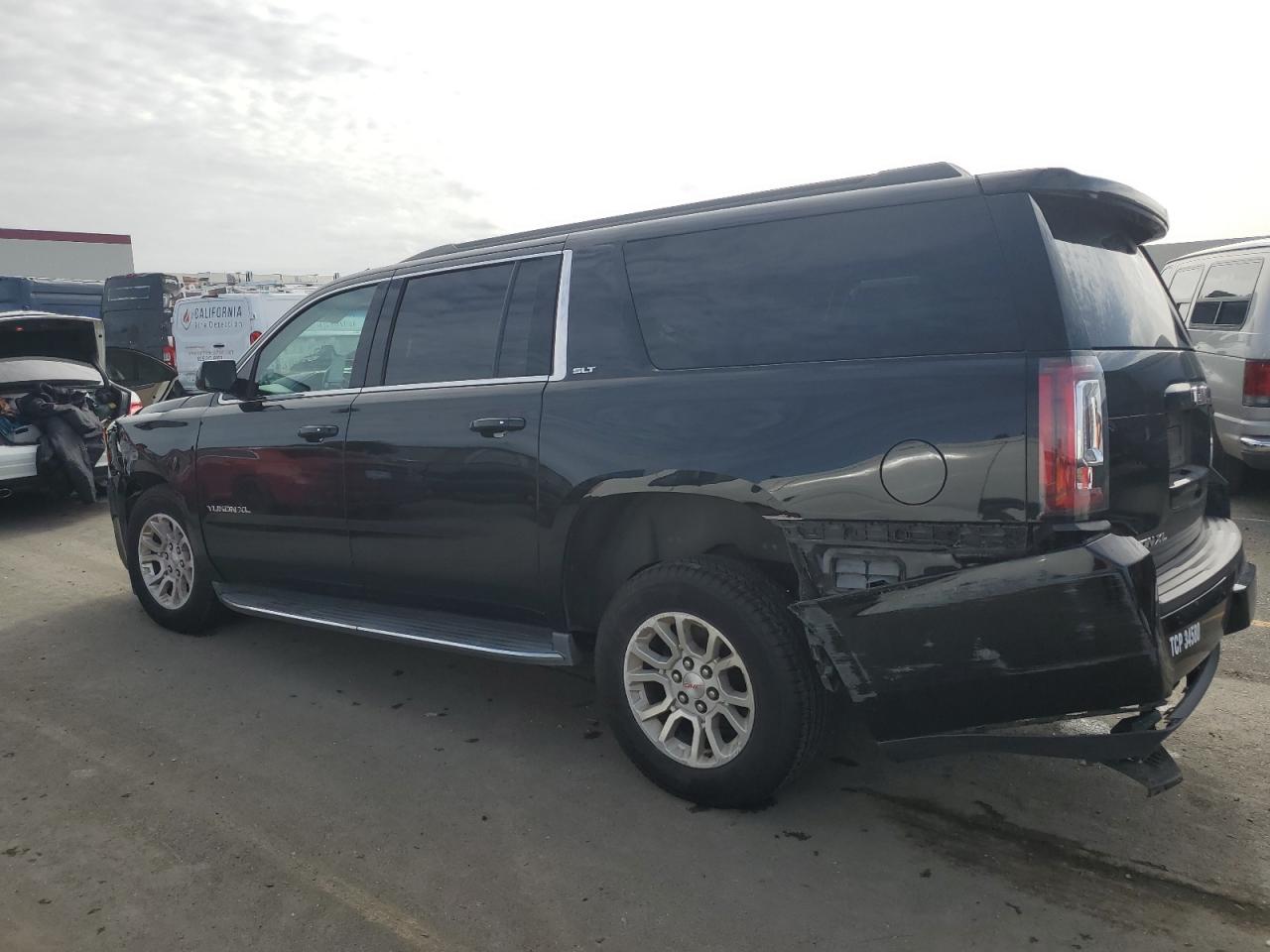 1GKS1GKC4JR303516 2018 GMC Yukon Xl C1500 Slt