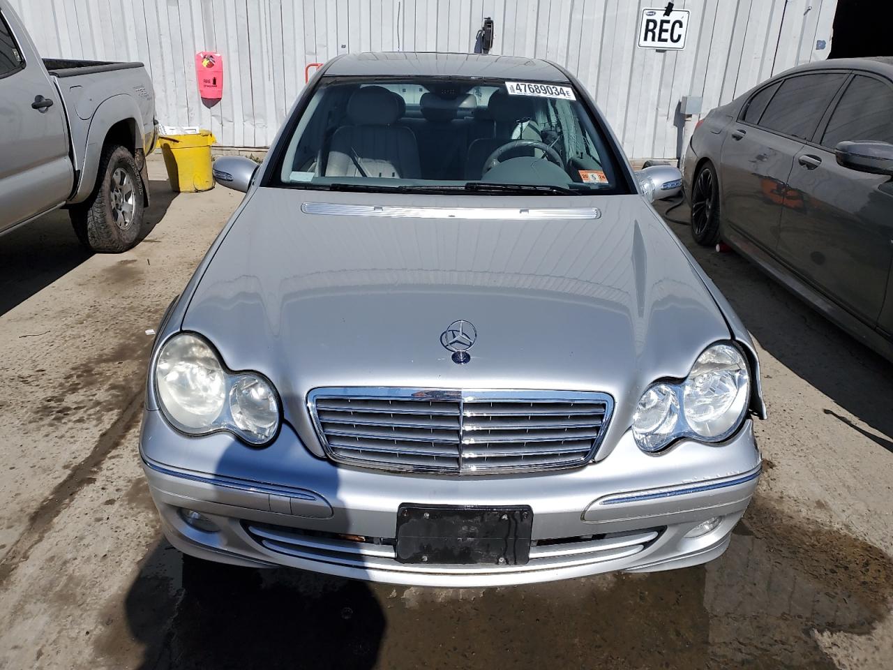 WDBRF84J05F660968 2005 Mercedes-Benz C 320 4Matic