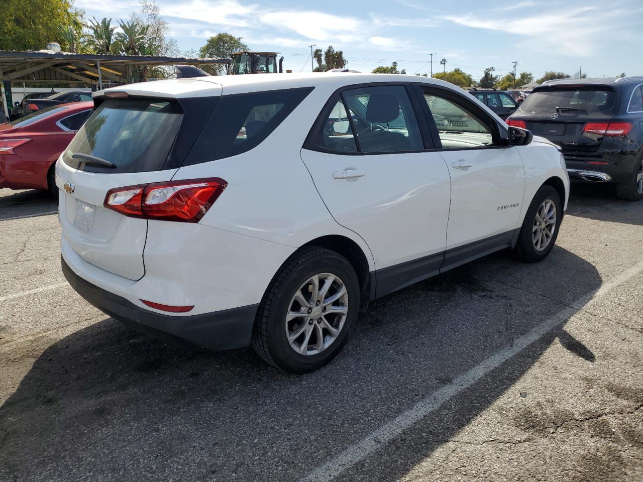 2019 Chevrolet Equinox Ls vin: 3GNAXHEV0KS605464