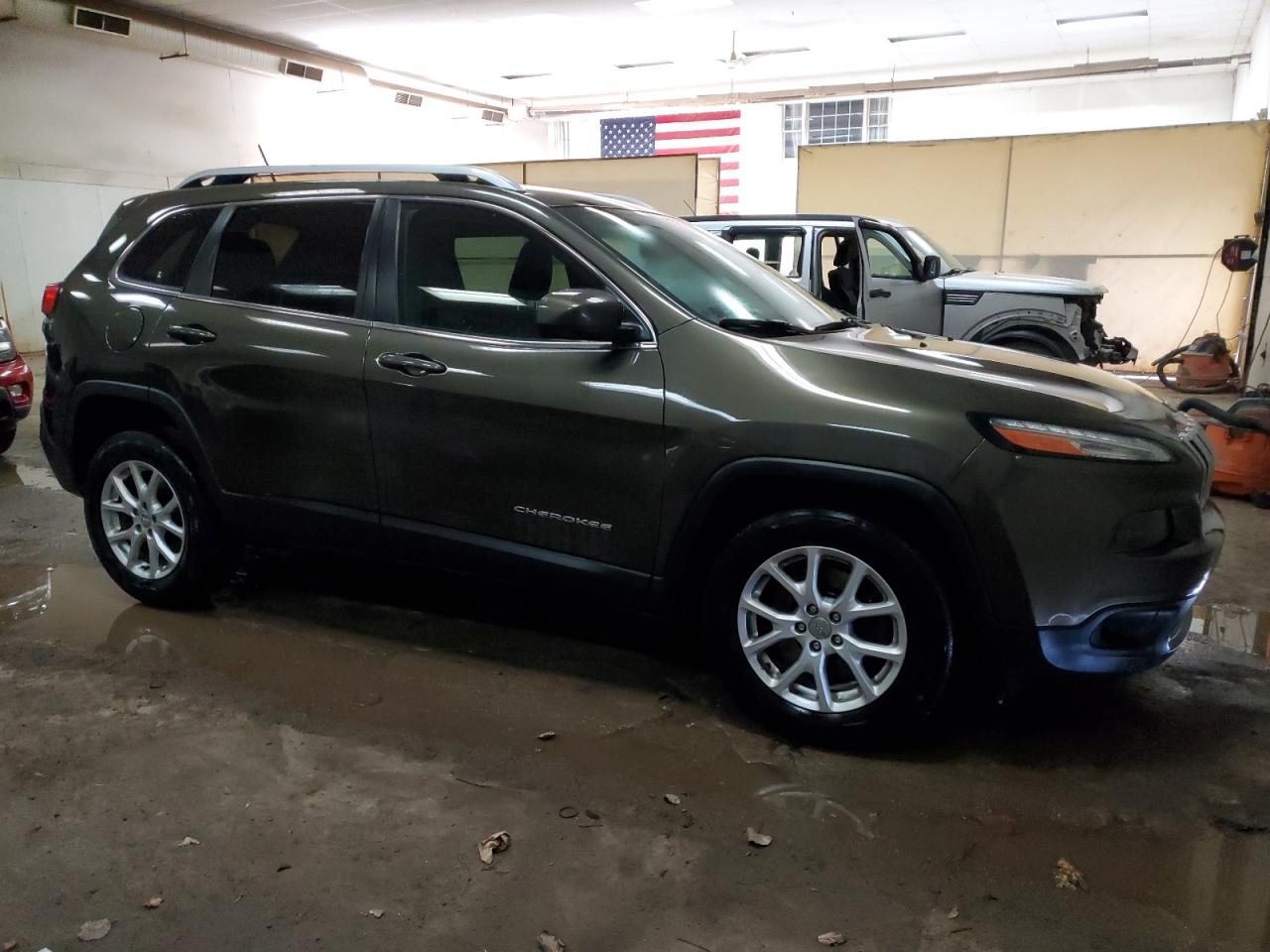 2015 Jeep Cherokee Latitude vin: 1C4PJMCB7FW515289