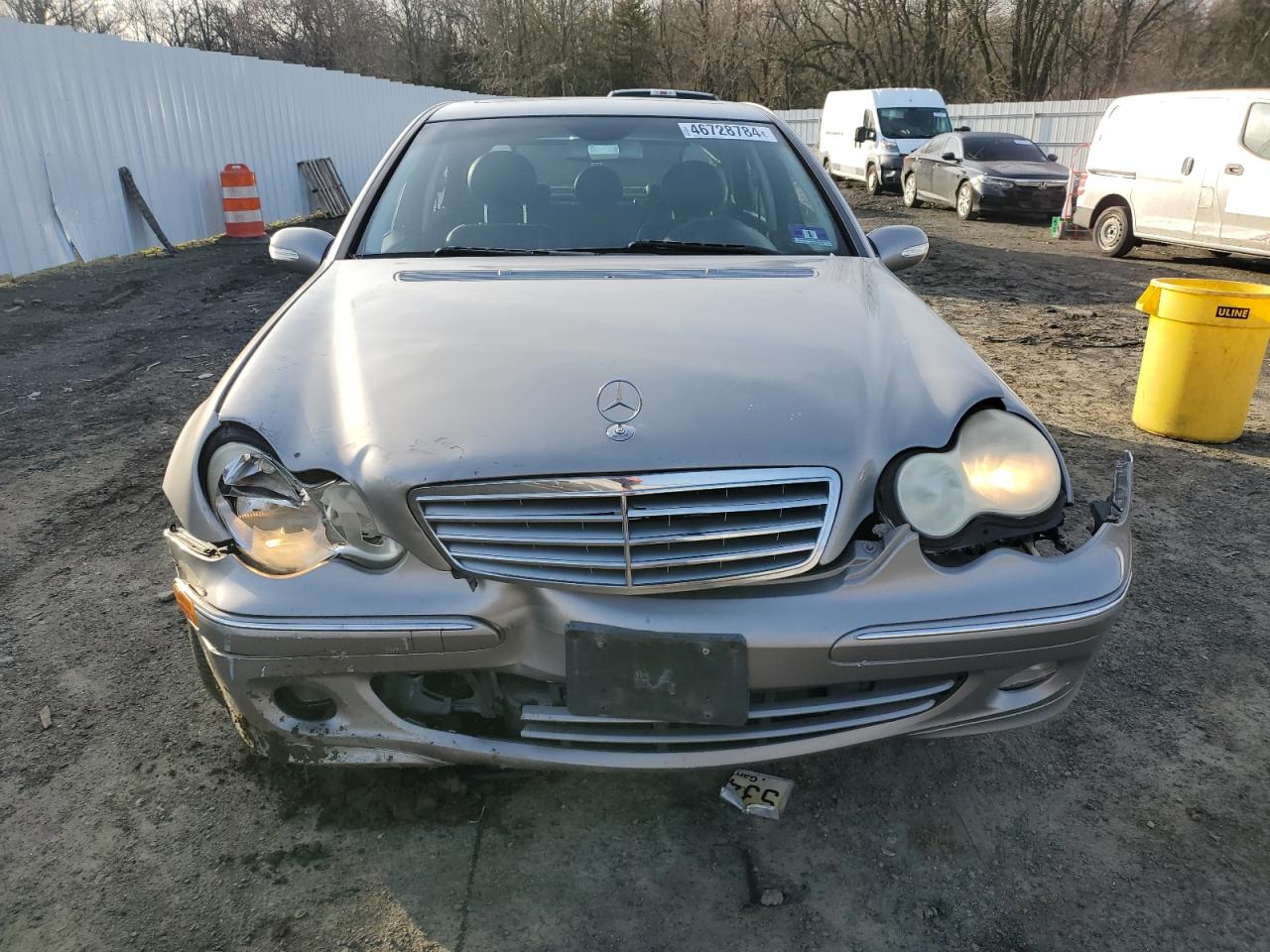 WDBRF81J65F662390 2005 Mercedes-Benz C 240 4Matic