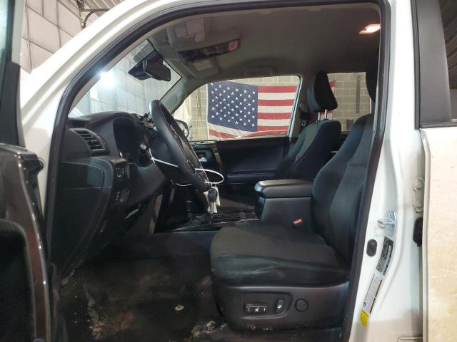 2020 TOYOTA 4RUNNER SR - JTEBU5JR2L5827816