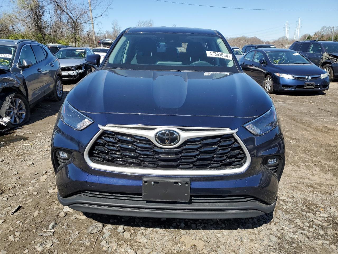 5TDBZRBH9NS256034 2022 Toyota Highlander L