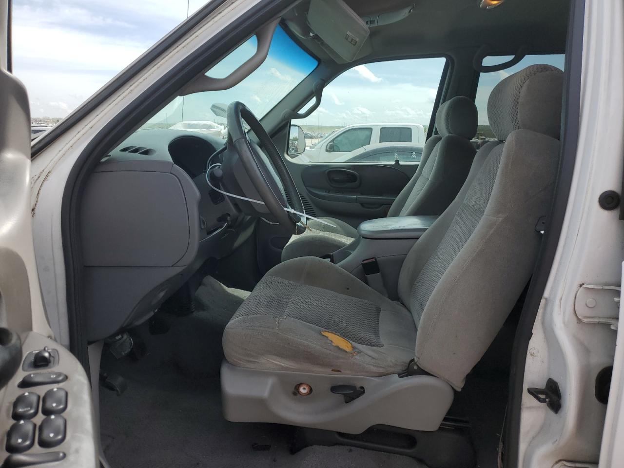 1FTRW07L71KC62450 2001 Ford F150 Supercrew