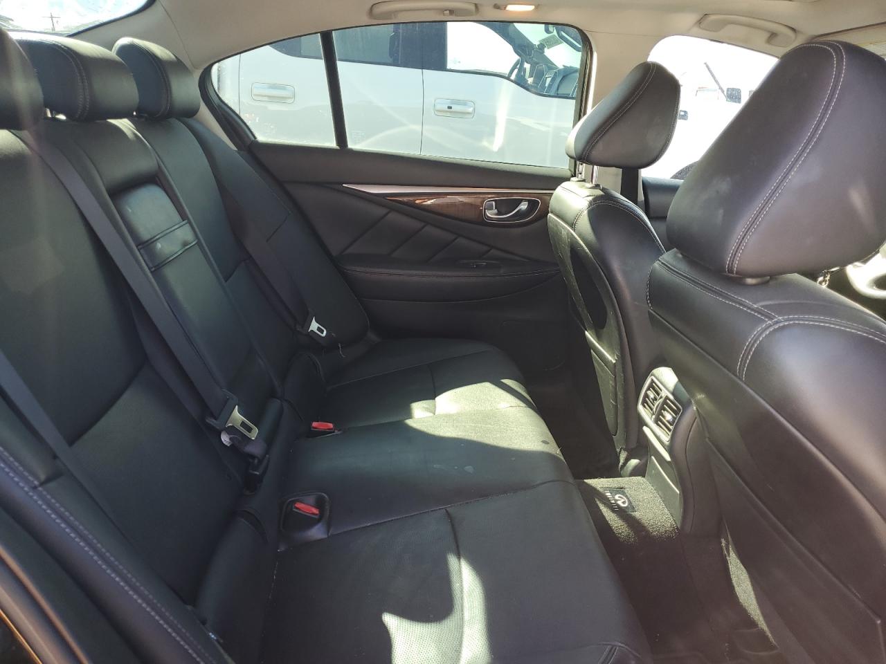 JN1BV7AR0EM685782 2014 Infiniti Q50 Base
