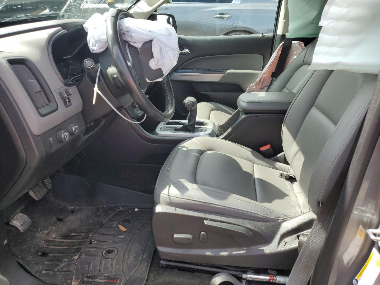 1GCGTCEN6J1182732 2018 Chevrolet Colorado Lt