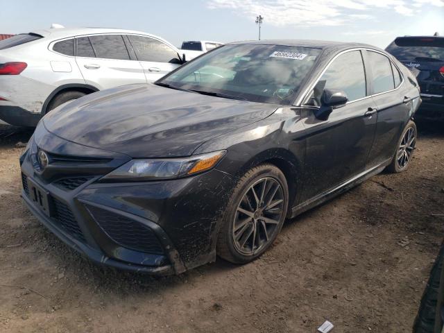 Lot #2489738019 2023 TOYOTA CAMRY SE N salvage car