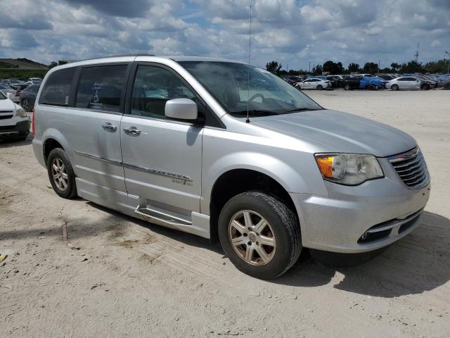 2A4RR5DG2BR775792 | 2011 Chrysler town and country touring