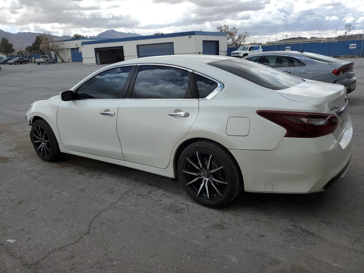 1N4AL3AP9GN309039 2016 Nissan Altima 2.5