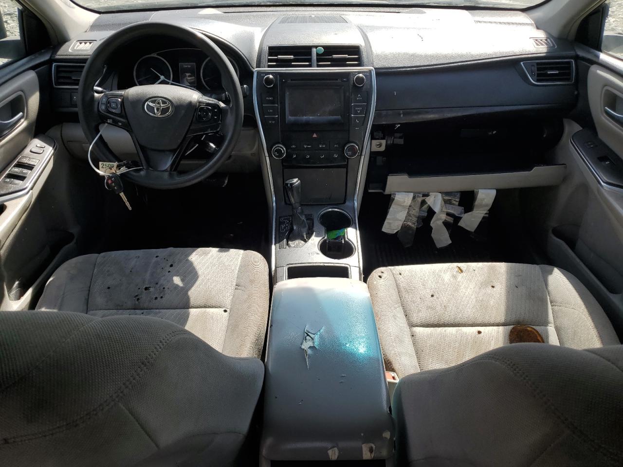 4T4BF1FK1GR562810 2016 Toyota Camry Le