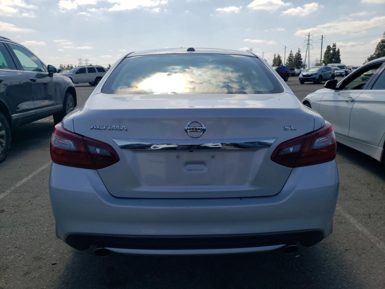 1N4AL3AP0JC173564 NISSAN ALTIMA 2018