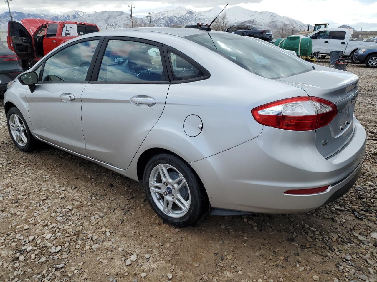 2019 Ford Fiesta Se vin: 3FADP4BJXKM156871