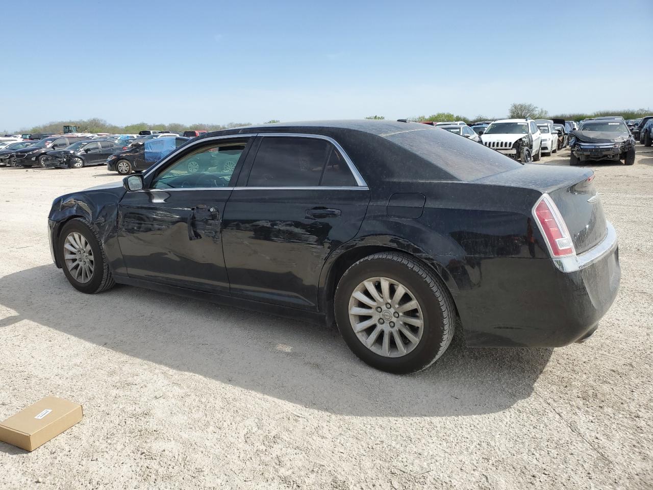 2C3CCAAG1EH140877 2014 Chrysler 300