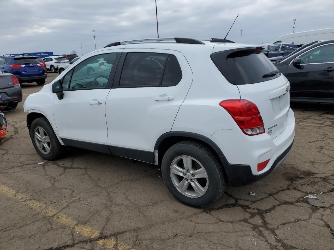 KL7CJPSB9MB328641 2021 Chevrolet Trax 1Lt