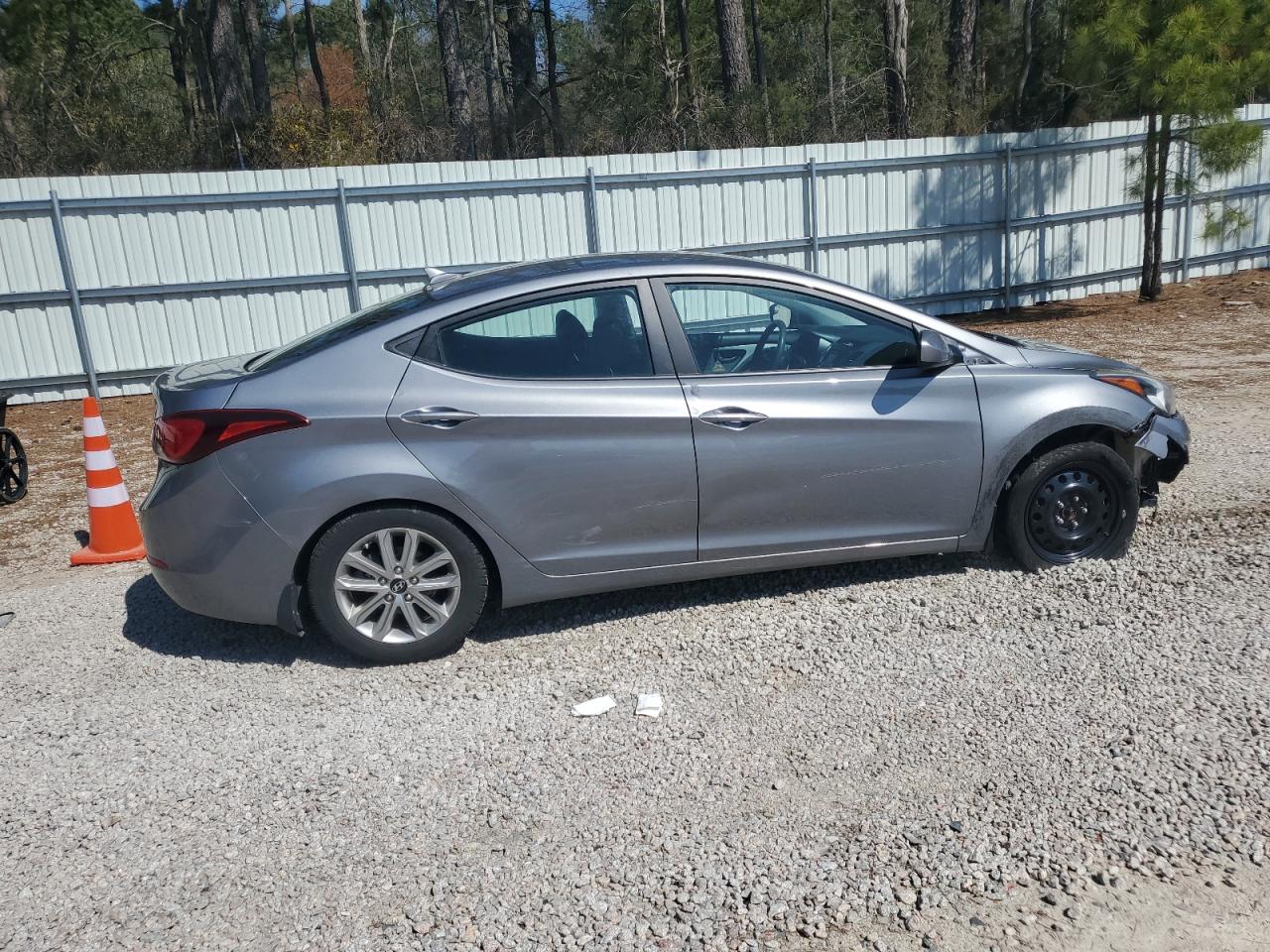 2015 Hyundai Elantra Se vin: KMHDH4AE5FU298358