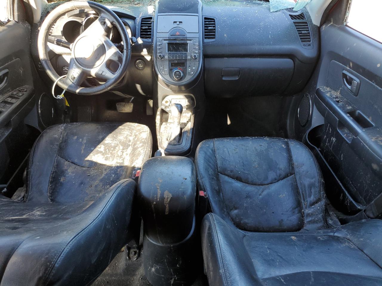 KNDJT2A22B7291831 2011 Kia Soul +