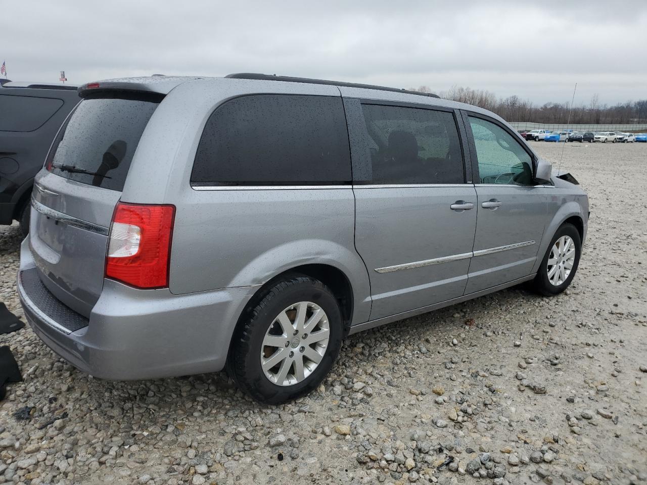 2C4RC1BG5DR768003 2013 Chrysler Town & Country Touring