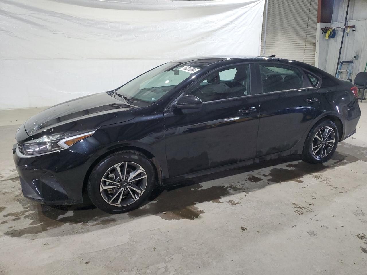 3KPF24AD8PE575008 2023 Kia Forte Lx