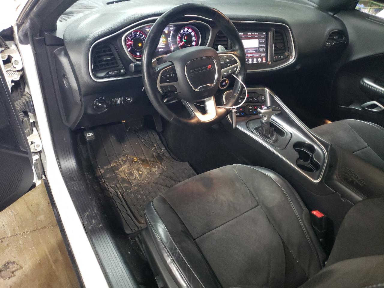 2C3CDZBT2FH711558 2015 Dodge Challenger Sxt Plus