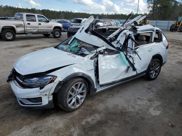 Lot #2428394444 2019 VOLKSWAGEN GOLF ALLTR salvage car