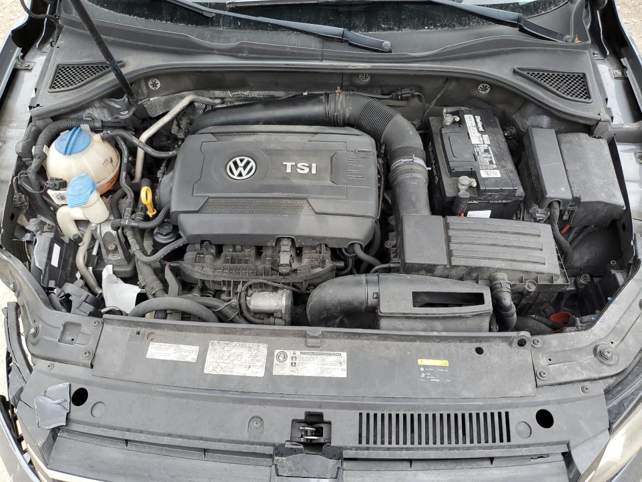 1VWAT7A3XFC085818 2015 Volkswagen Passat S