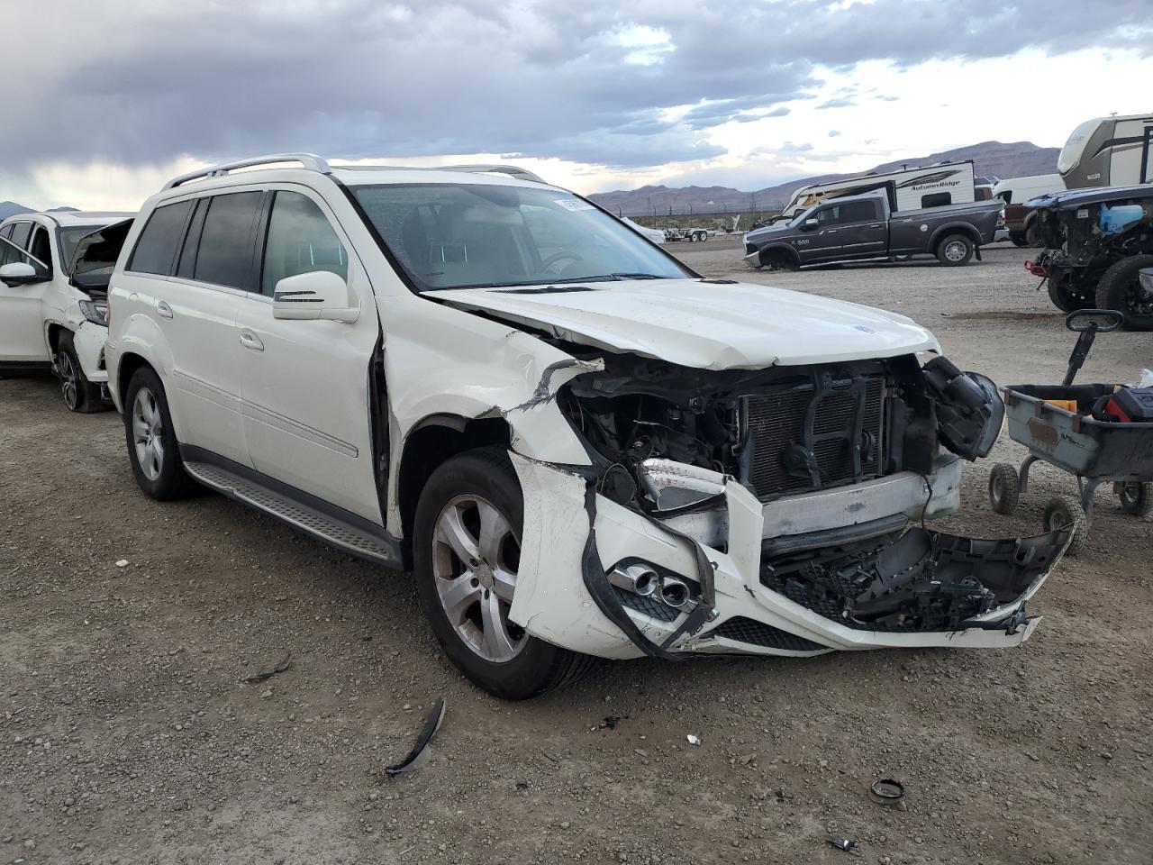 4JGBF7BE8BA735861 2011 Mercedes-Benz Gl 450 4Matic